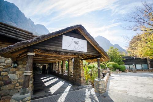 Paarl Cabin | Du Kloof Lodge
