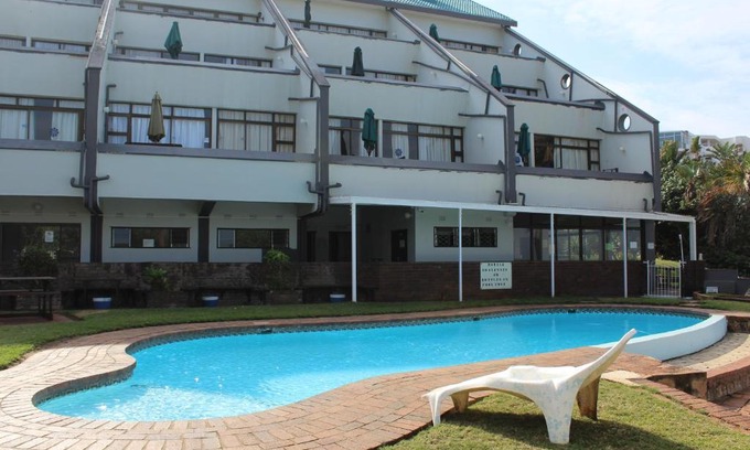Manaba Beach Apartment | Dumela Margate Flat No 4