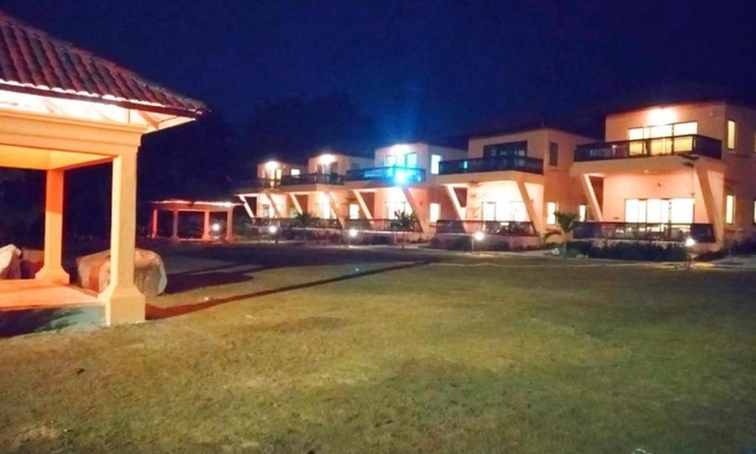 Turiya Resort | dup