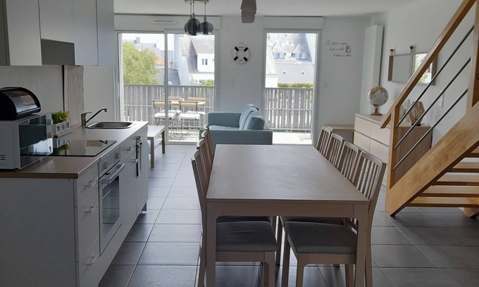 Saint-Pierre-Quiberon Apartment | Duplex apartment 110 m², central, 100 m from the beach