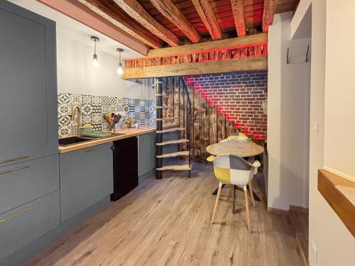 Beauvais Apartment | Duplex cosy avec Netflix & Amazon prime