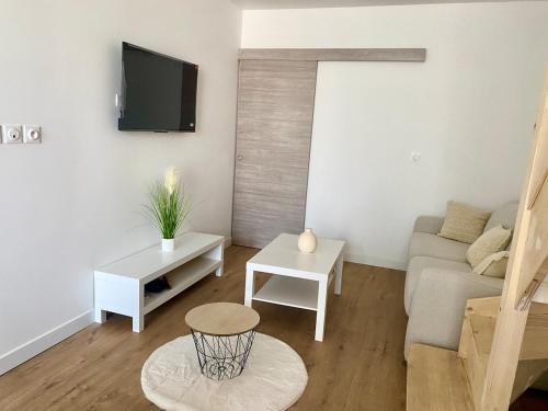 Chatellerault Apartment | Duplex cosy & lumineux - face à la gare