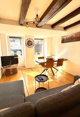 Historic Center Apartment | Duplex Le Léonor