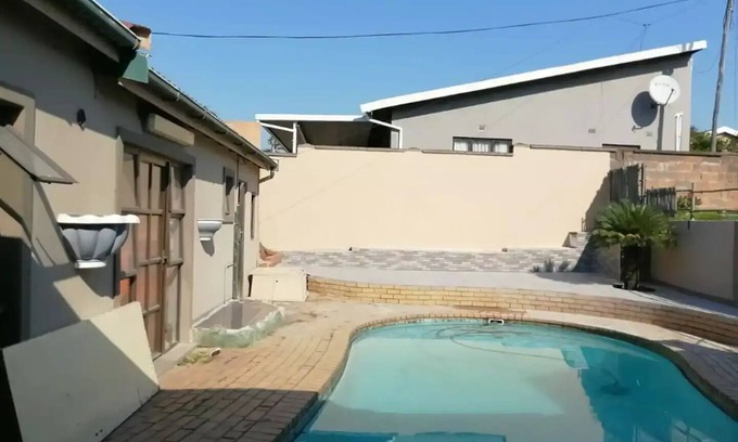 Bluff House | Durban selfcatering home - 2 Guestsn