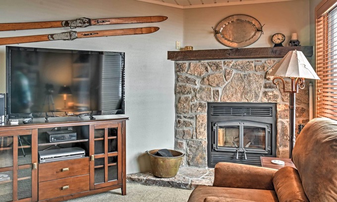 Crested Butte House | 'Eagle's Nest' Crested Butte Townhome w/Mtn Views