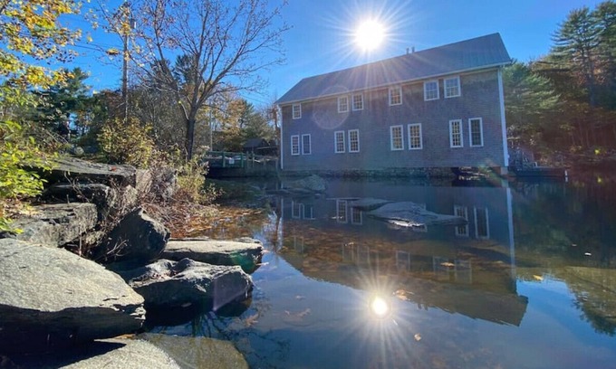 Newcastle House | Eagle’s View at Damariscotta Lake