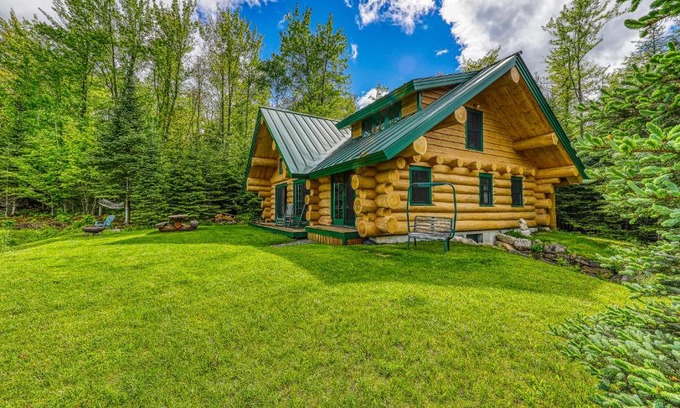 Franconia House | Eaglet Log Home