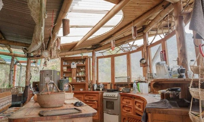 San Marcos La Laguna Cabin | Earthship Cabin Starboard Side w Epic Lake View