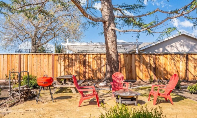 Concord House | East Bay Area Retreat l Convenient l 3 Bedroom
