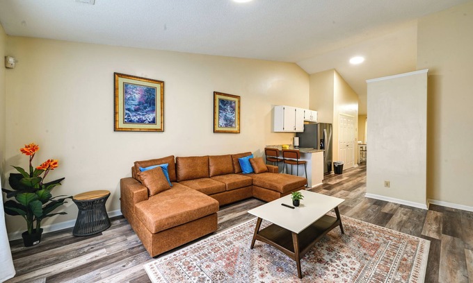 Greenville House | Easy ECU Access: Quiet Modern Home w/Patio!