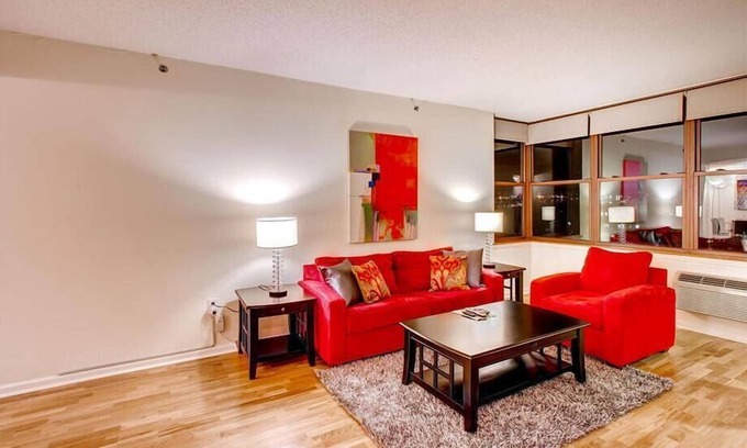 Hoboken Apartment | Easy Travel to Manhattan | Downtown Hoboken 2BR nr Ferrie