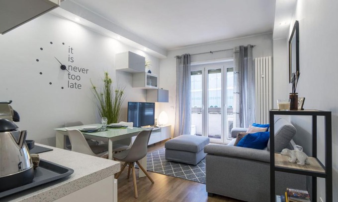 Centro Direzionale Apartment | Easylife - Milano - Algarotti 4 - Porta Nuova