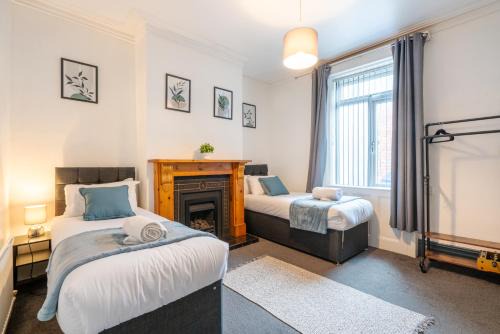 Sheffield House | Eat, Stroll, Stay in a Spacious 4-Bed Home in Sheffield