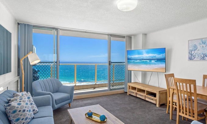 Forster Apartment | Ebbtide 38 - On The Beach!
