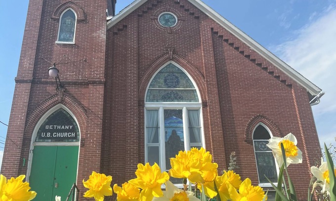 York House | Eclectic Artsy Church Loft