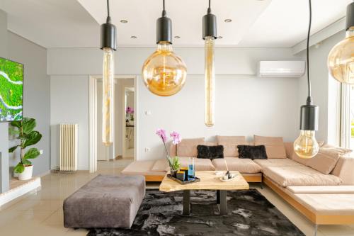 Marousi Apartment | Eclipse Ring