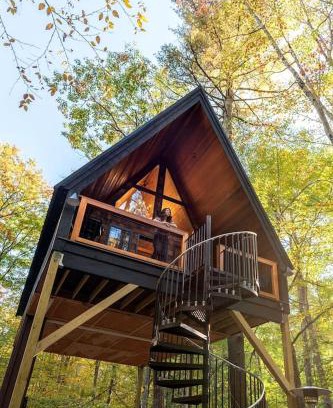 Springvale House | Eco-Friendly Solar Powered A-Frame Treehouse with Hot Tub and Private Dock on Littlefield Pond, near Wells, Maine