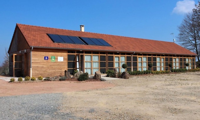 Mesples Cottage | Eco-Gite avec Jardin près des Sentiers de Randonnée - Tout Confort pour Familles et Amis !