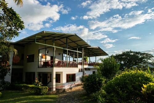 La Vega Hotel | Ecohotel Monteverde