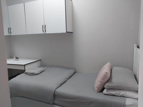 Universitas Apartment | Edaneg
