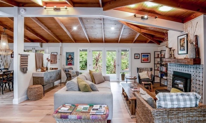 Aldgate House | Eden Gardens in Scenic Aldgate