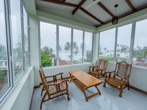 Talpe House | Eden Sea View