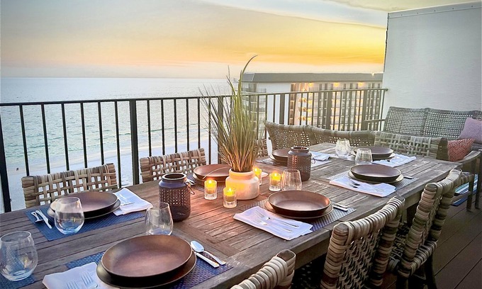 Panama City Beach Resort | Edgewater Tower 1 Penthouse 2BR Plus Loft 2 1/2 BA with Private Rooftop Deck!
