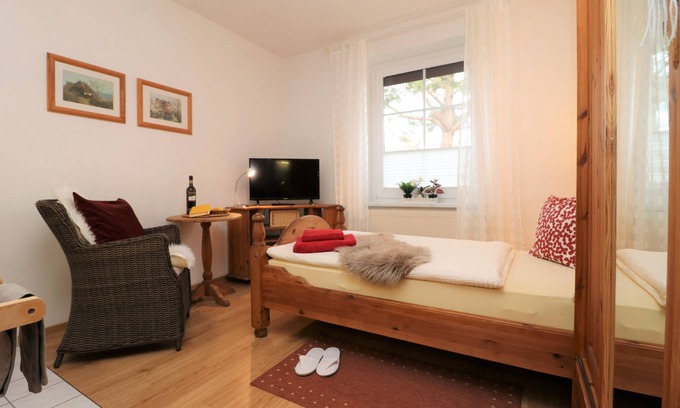 Ostseebad Ahrenshoop Apartment | Einzelzimmer mit Miniküche Zwischen Bodden und Meer