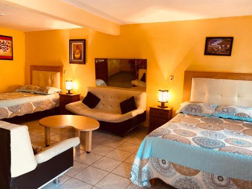 Zacatlan House | El paraíso de Zacatlán DEPARTAMENTO con JARDÍN, 11 pax
