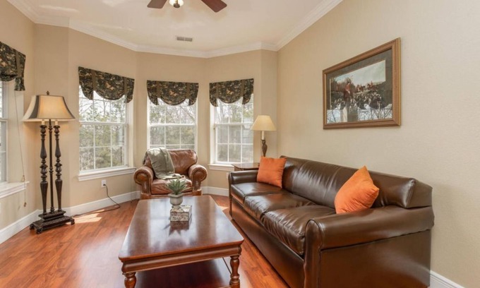 Branson Hotel | Elegant 2BR Condo at Great Rock: Relax & Enjoy