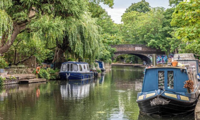 Little Venice Apartment | Elegant 4-Bedroom Home near Little Venice Central London Getaway with Parking