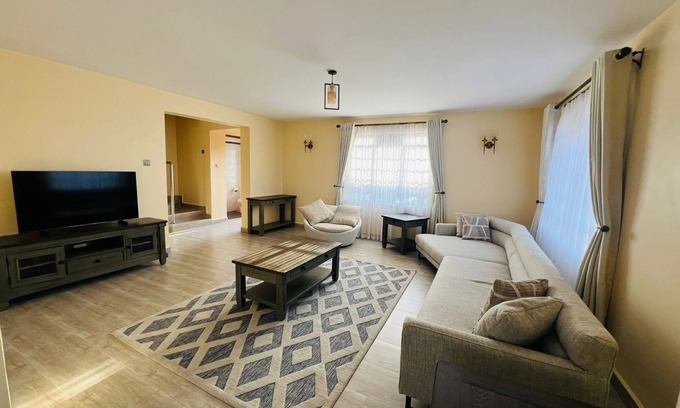 Athi River Villa | Elegant 4BR Villa with Private Pool near JKIA – Greenpark, Athi River