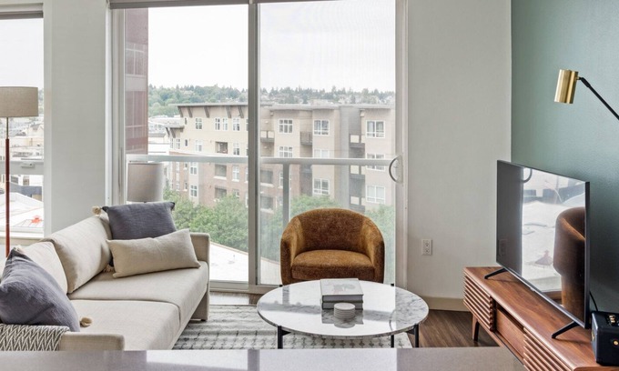 Old Ballard Apartment | Elegant Ballard 2BR w/ W/D, BBQ & Gym, near Waterfront, by Blueground