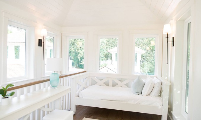 Fairhope Cottage | Elegant Cottage on the Bluff Downtown Fairhope (B)