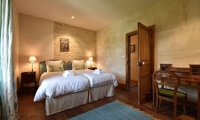 Ponts sur Seulles Villa | Elegant Manor Retreat Normandy