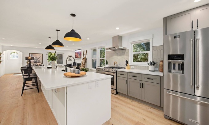 University Park House | Elegant Old Town Charm – Walk to Csu and Downtown