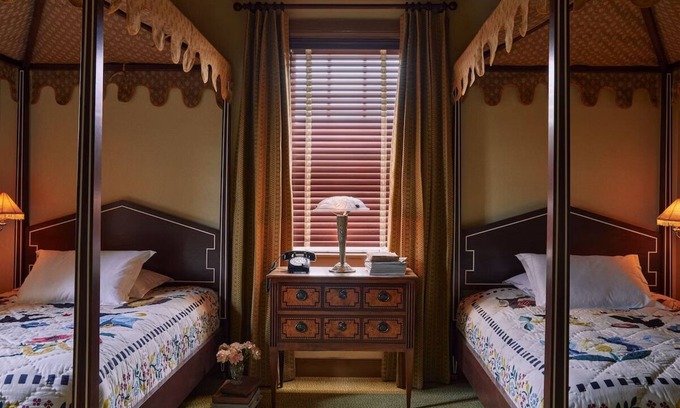 Mount Vernon House | Elegant Room w/Canopy Bed & Handpicked Global Artwork in Mount Vernon