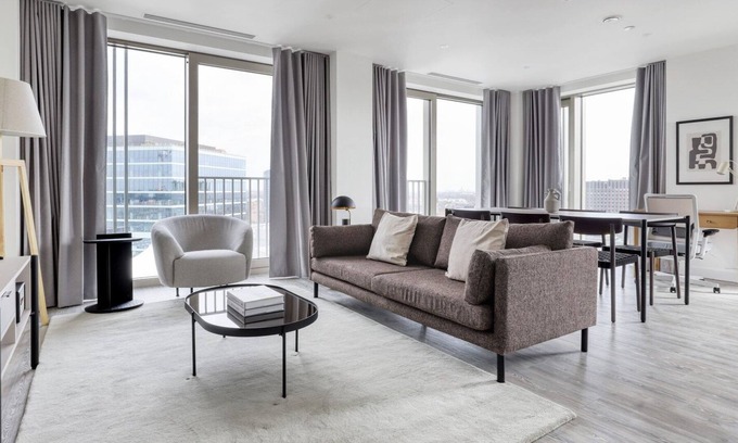 Stratford and New Town Apartment | Elegant Stratford 1BR w/ Security & Gym, nr Train Station, by Blueground