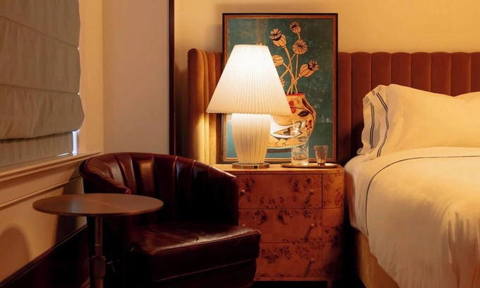 Downtown Cleveland Hotel | Elegant Suite Steps from Convention Center - 5 Min Walk