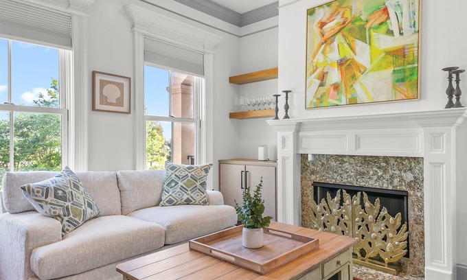 Savannah House | Elegant Townhome, Family Friendly, Quiet