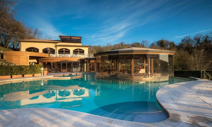 Sorano Apartment | Elegant Tuscan Retreat in Sorano