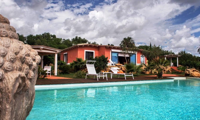 Castelvetrano Villa | Elegant Villa with private garden and infinity pool
