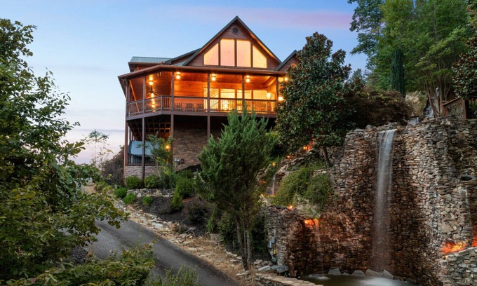 Mineral Bluff Cabin | Elegant Waterfall Lodge with Stunning Views, Hot Tub, Fire Pit & Game Room