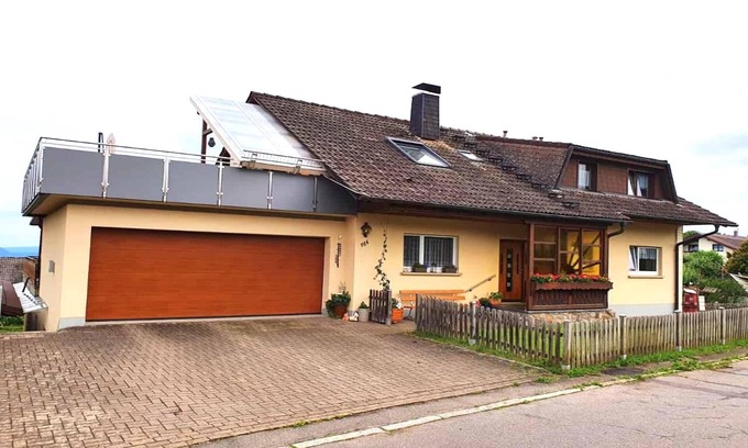 Goerwihl Apartment | Elegante Ferienwohnung im Schwarzwald, Görwihl