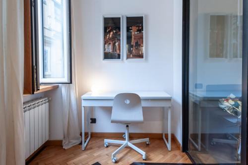 Rione III Colonna Apartment | Elegantis Purificazione Suite Apartment