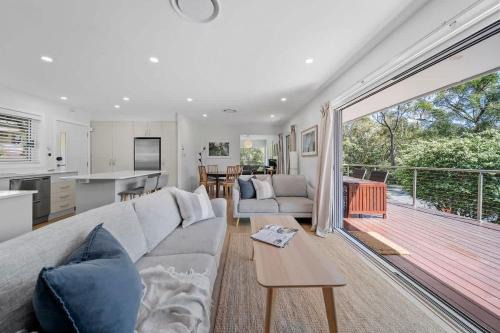 Hyams Beach House | Elements of Hyams - perfect Hyams Beach getaway