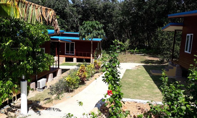 Ko Chang Bed & Breakfast | Elephant & Castle