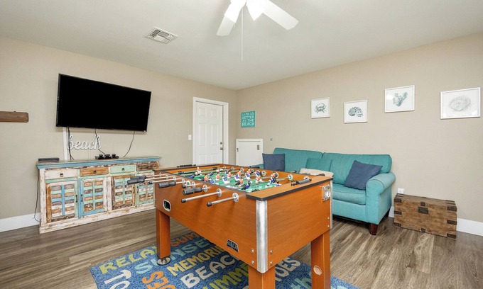 Corpus Christi House | Elevate your Beach Getaway at this Stylish Retreat just Steps from the Beach!