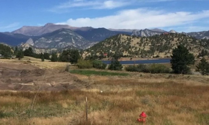 Estes Park House | Elite Property w/Million Dollar View + Hot Tub