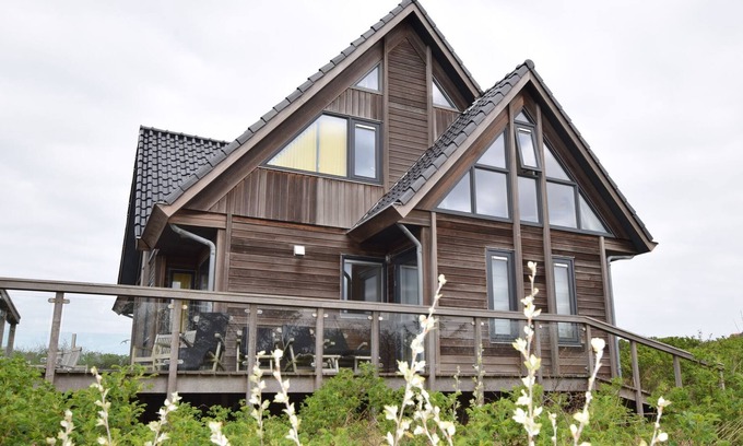 Municipality of Vlieland Villa | Elite Villa in Vlieland with Private Terrace